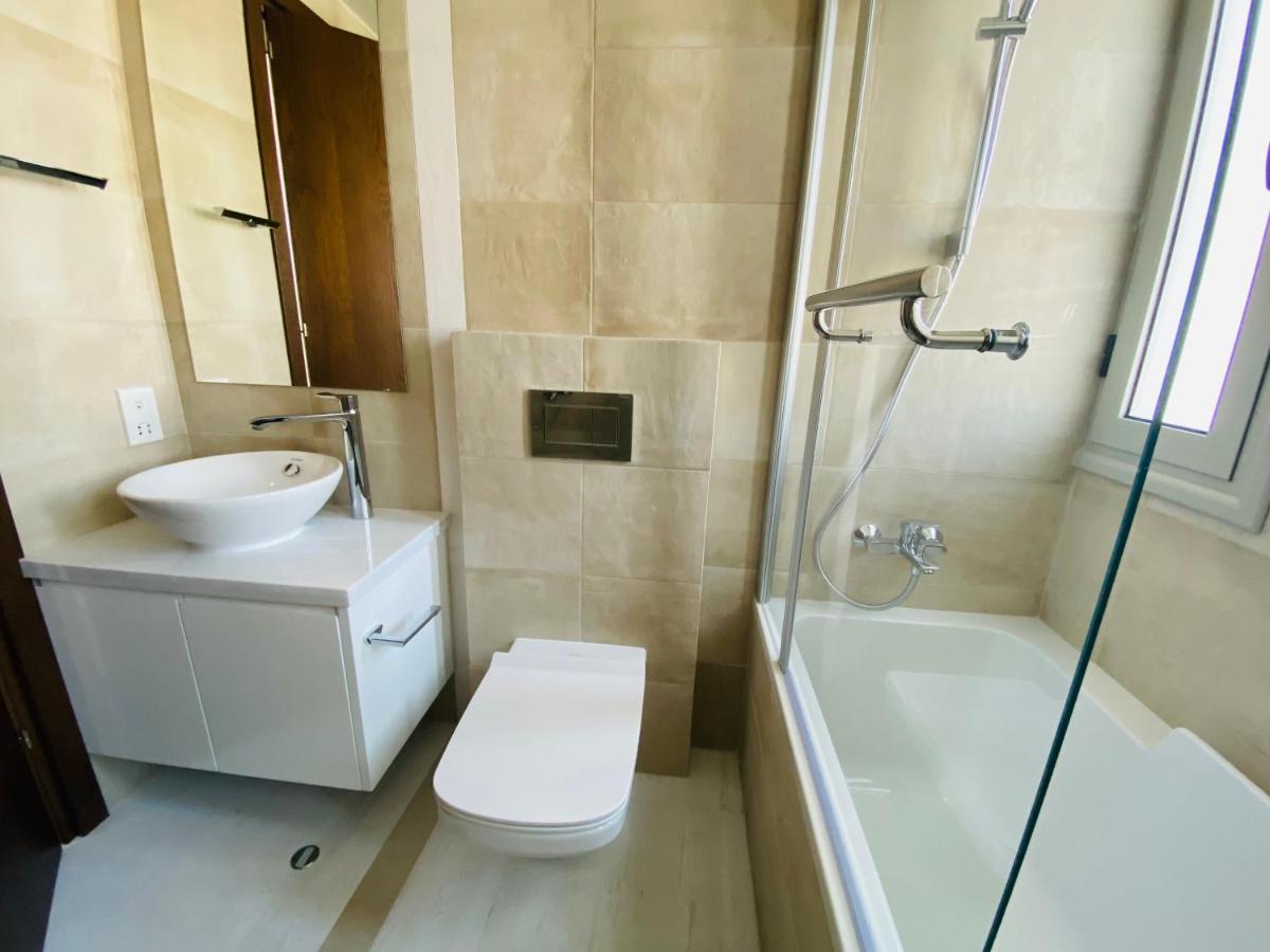 Coral Bay Beach Villa Paphos Exterior photo