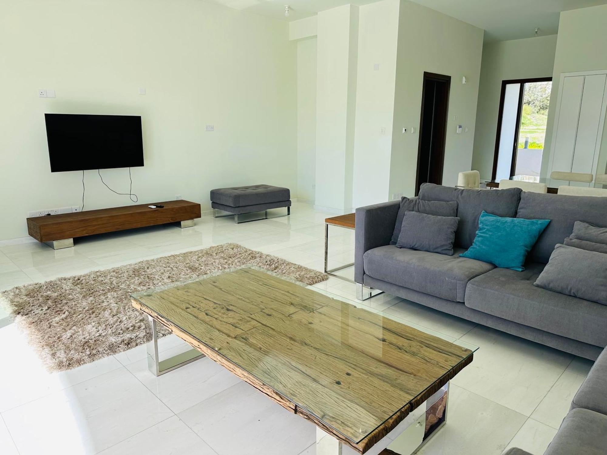 Coral Bay Beach Villa Paphos Exterior photo